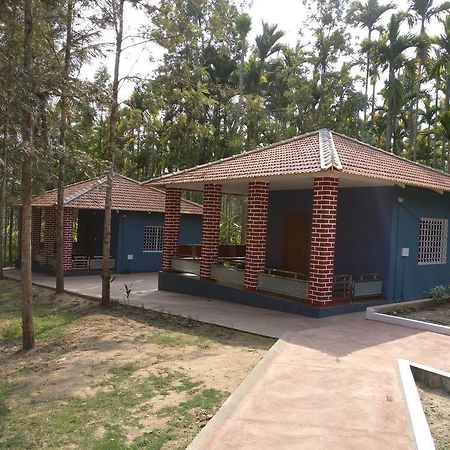 Kushālnagar The Shades Holiday Homes מראה חיצוני תמונה